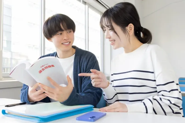 人に勉強を教えることで理解は深まる？